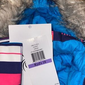 Spyder Ski jacket/ winter jacket /size kids 18